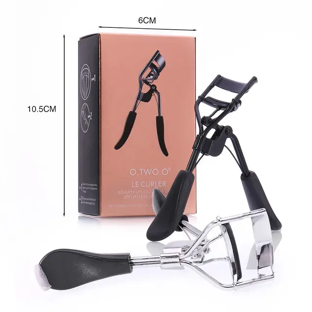 OtwoO Black / Silver Eyelash Curler