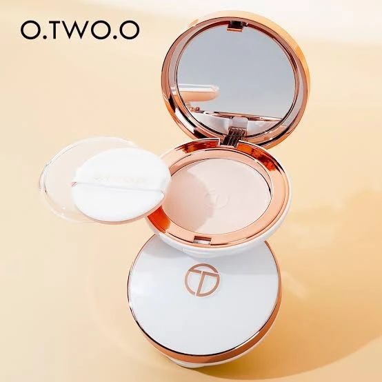 OtwoO Silky Moisturising Setting Powder