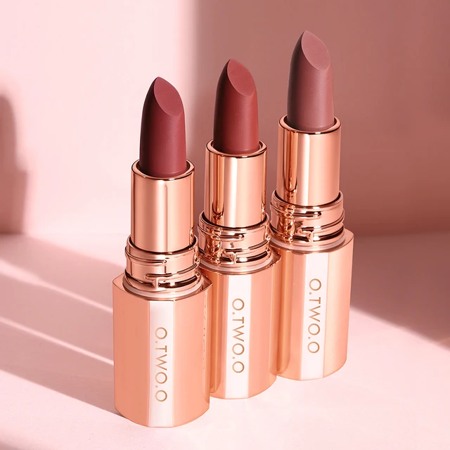 OtwoO Delicate Texture Non Stick High Grade, Waterproof Matte Lipstick