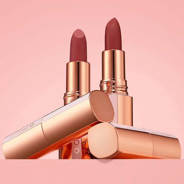 OtwoO Delicate Texture Non Stick High Grade, Waterproof Matte Lipstick